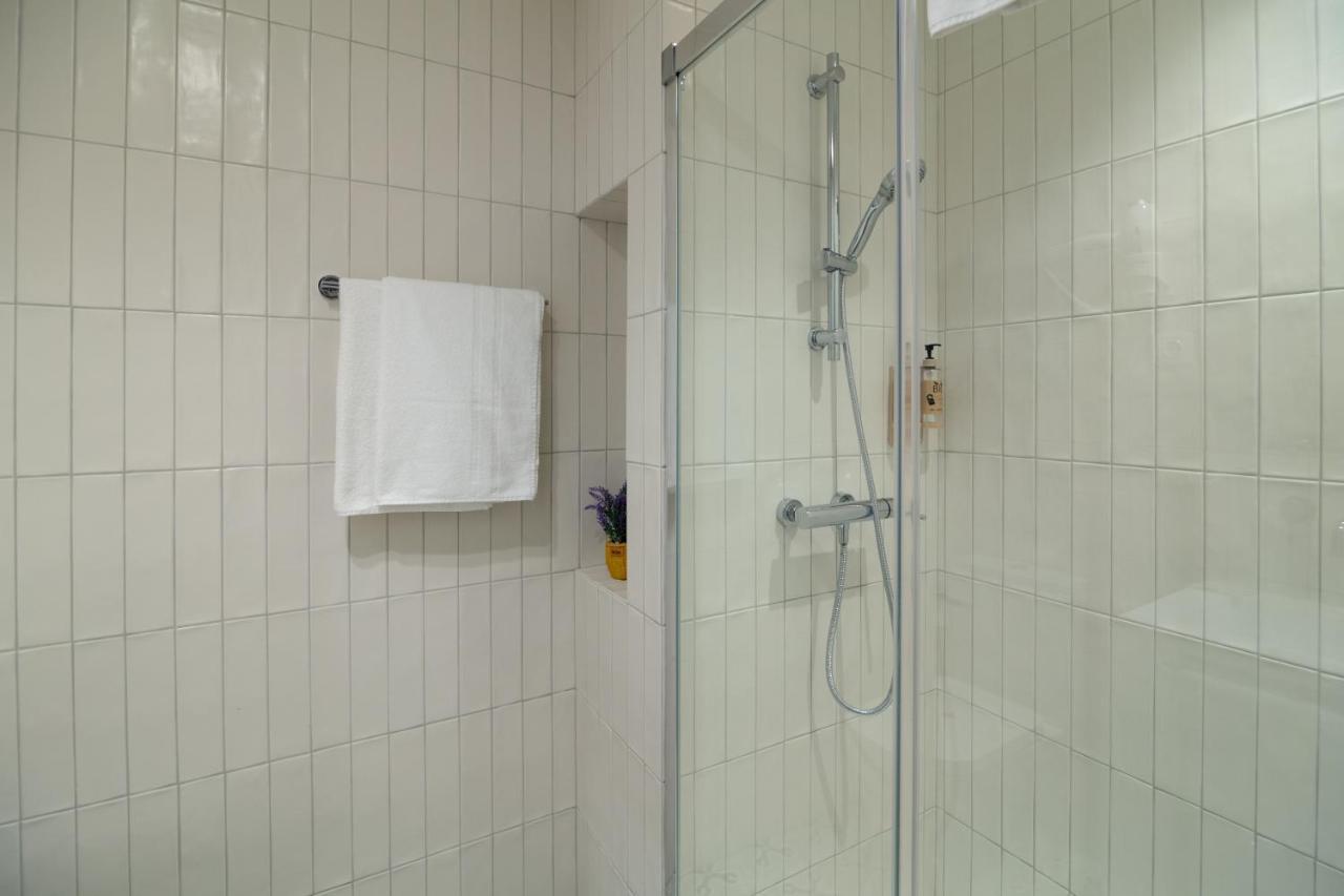 Apartamentos Teatro By Be Alicante Esterno foto